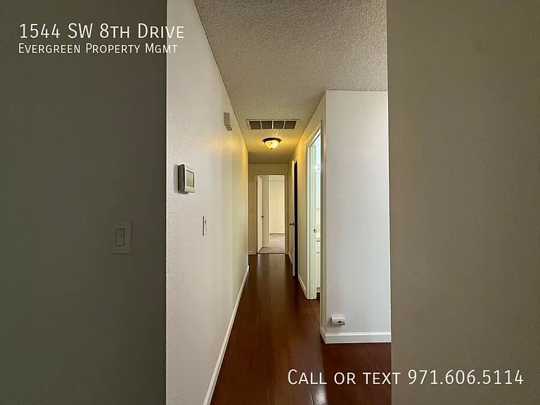 1544 SW 8th Dr — Photo 14