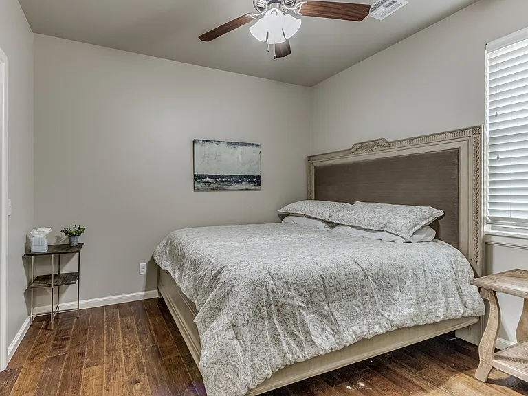 2700 Tranquilo Ln — Photo 19