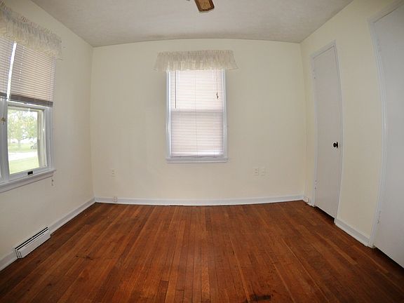 4th image of 14 Fair Ave