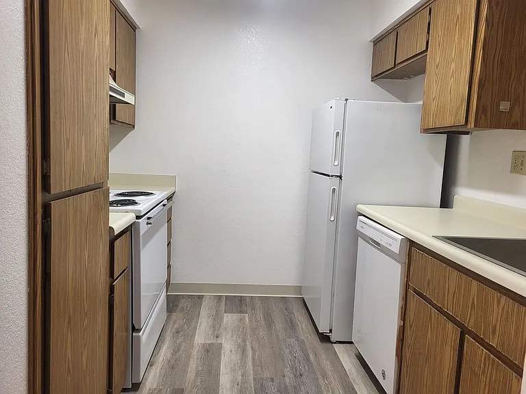 818 E Tabor Ave — Photo 11