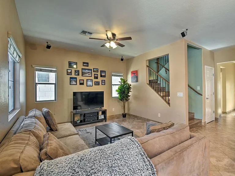 14176 W Country Gables Dr — Photo 17