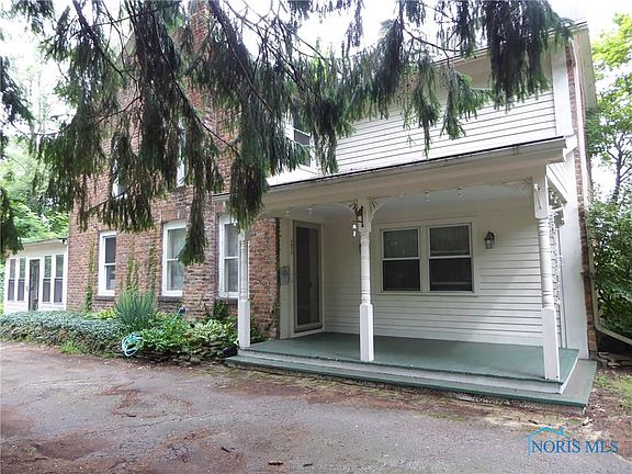 5th image of 5071 Main St