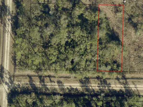 11709 Laurel St, Fountain, FL 32438