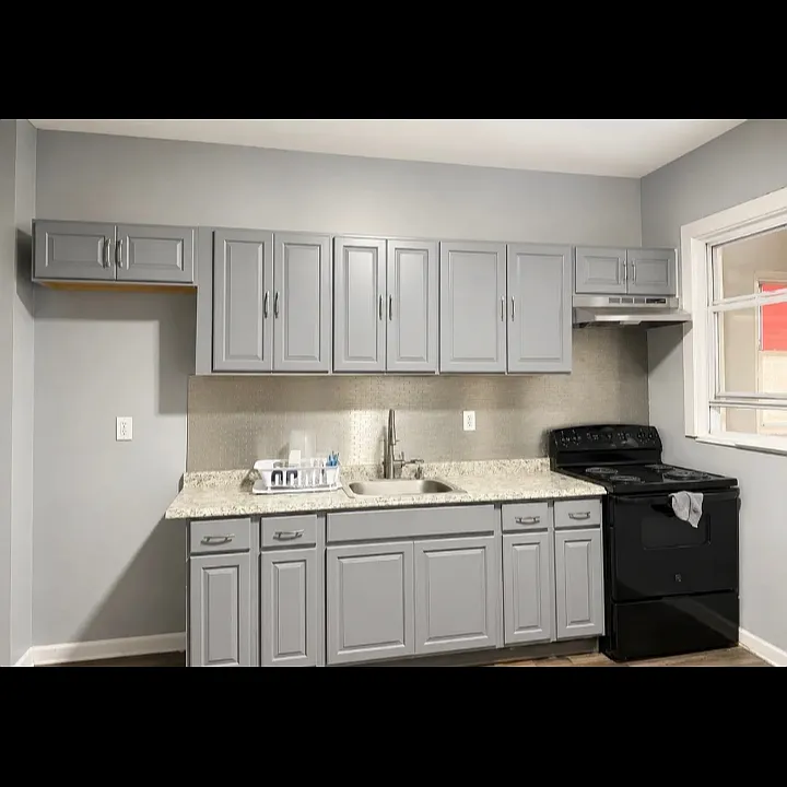 74 Baldwin Ave #3A