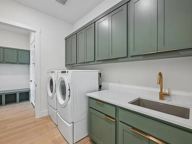 4908 Turquesa Dr — Photo 20