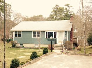 153 Wareham Lake Shore Dr, East Wareham, MA 02538