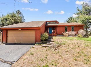 603 Keeney St, Glastonbury, CT 06033