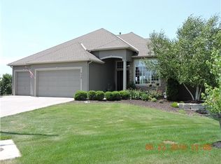 536 Sycamore Rd, Greenwood, MO 64034