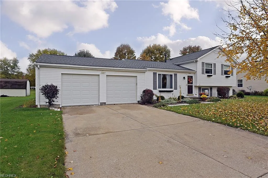 4516 Gardenia Dr photo 1