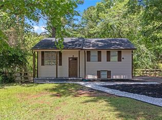 2496 Shiloh Dr, Decatur, GA 30034