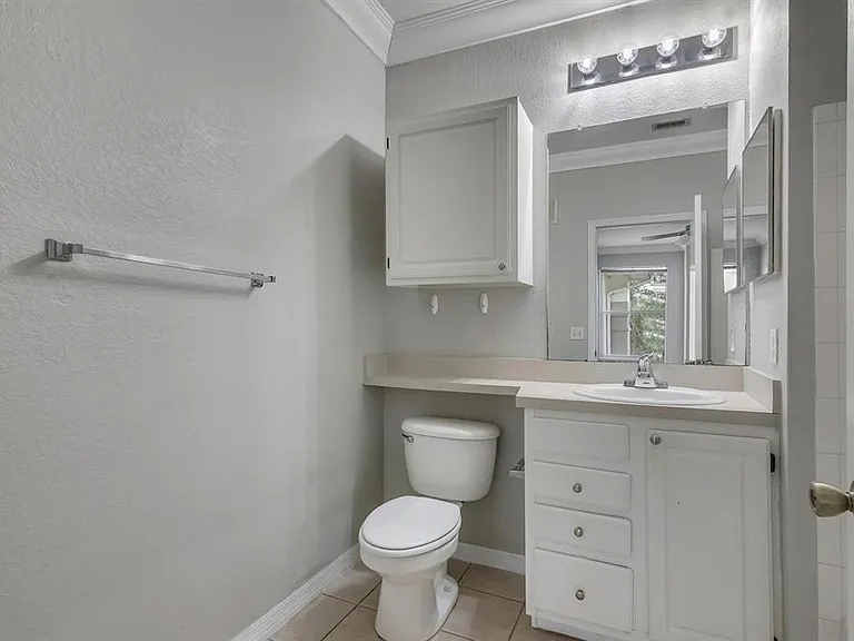2705 Maitland Crossing Way #303 — Photo 16