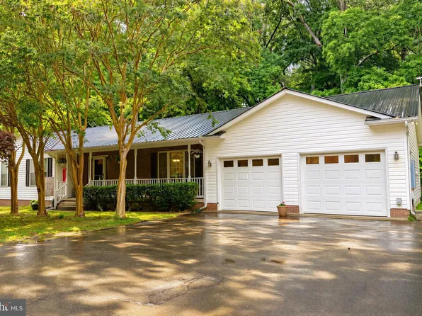 17347 Whitaker Ct, Saint Inigoes, MD 20684
