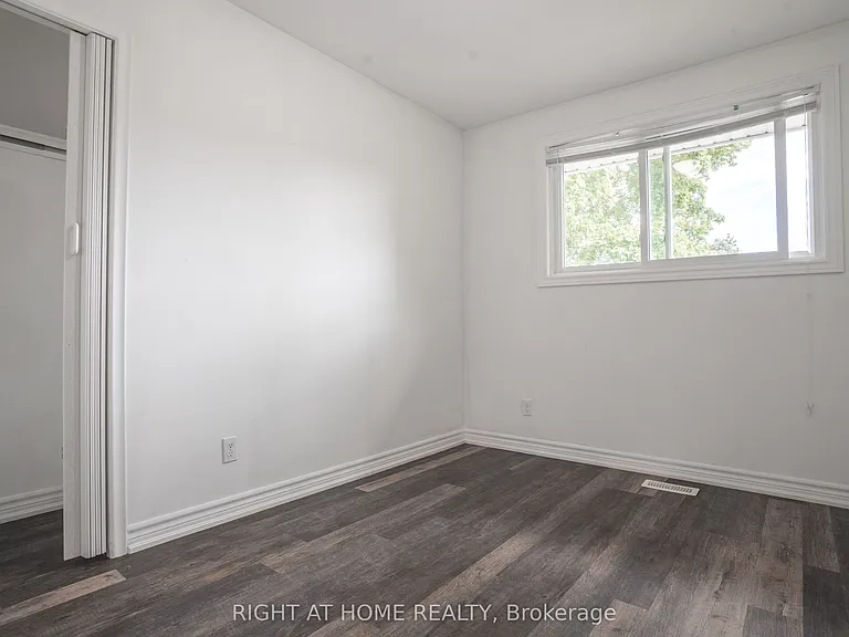 695 Glen Forrest Blvd #UPPER — Photo 5