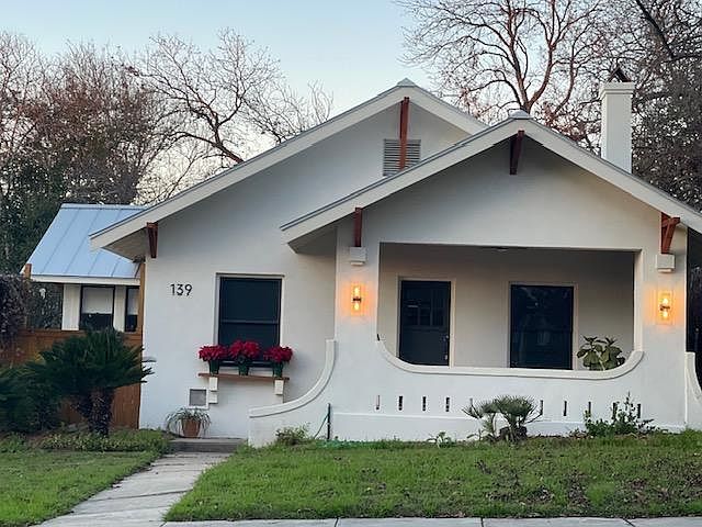 Fully renovated stylish and cozy 2 bedroom 2 bath