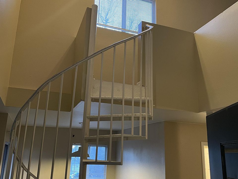 1st image of 4531 Boardwalk Dr #16788681