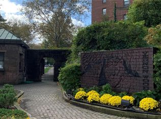 104 Pearsall Dr APT 2B, Mount Vernon, NY 10552