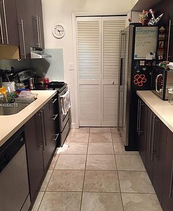 5th image of 100 Lakeview Dr APT 117