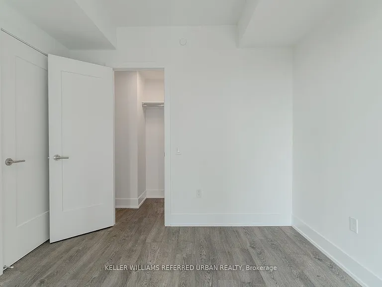 858 Dupont St #702 — Photo 23
