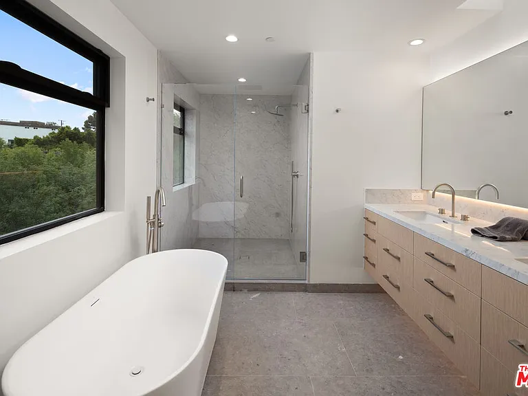 6242 Cavalleri Rd — Photo 10