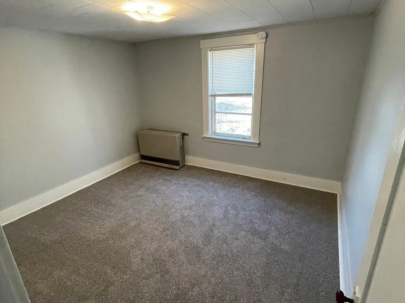 2 bed, 800 sqft, $1,850 — Photo 3