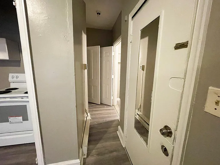 4637 Leiper St #2 — Photo 8