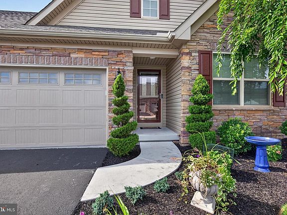 2nd image of 4315 Ashdon Dr