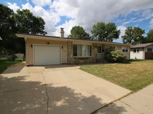 2140 1st Ave SW, Minot, ND 58701