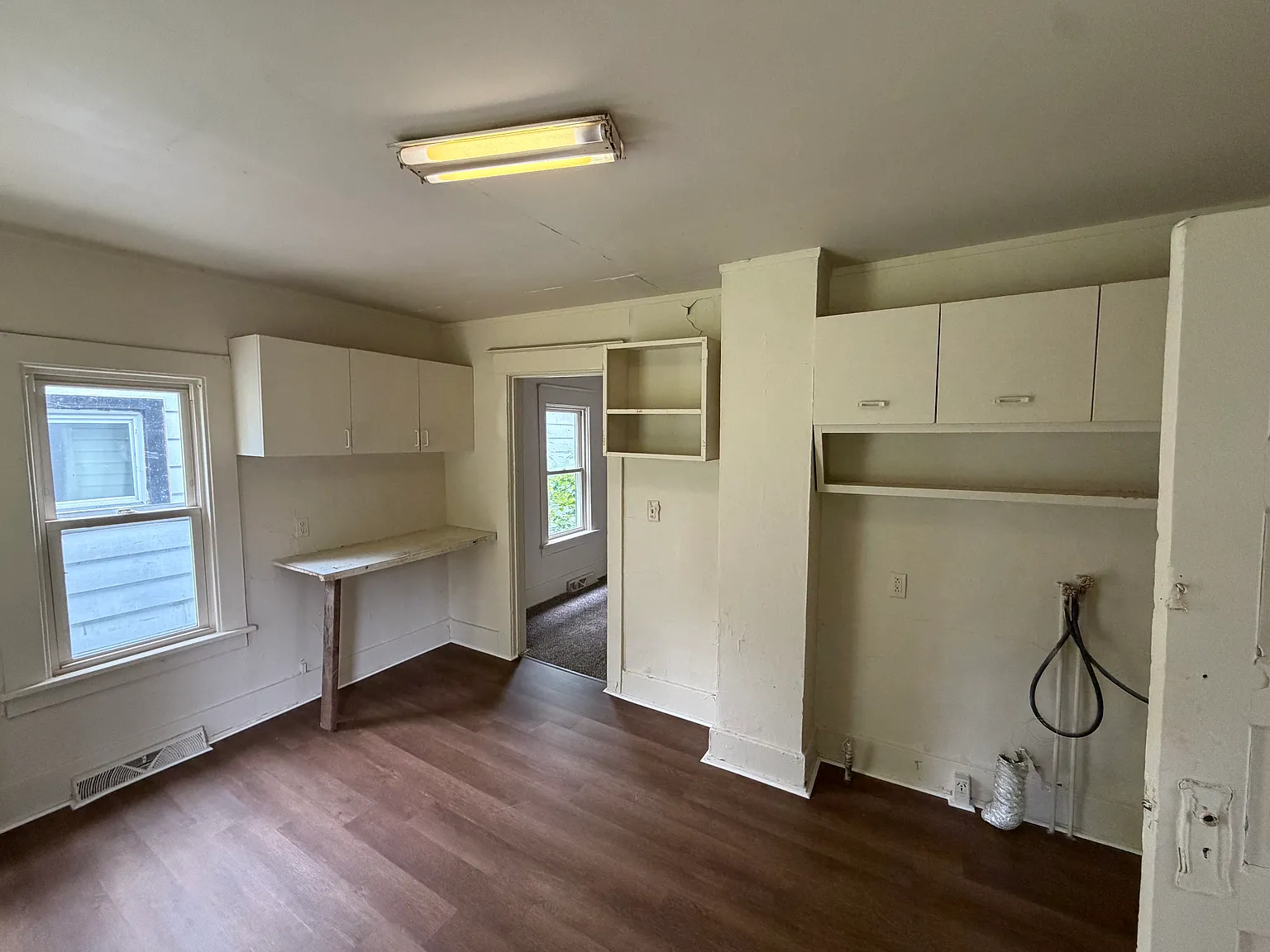 2 bed, 700 sqft, $950 — Photo 3