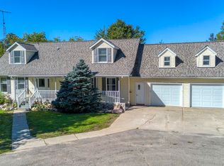 5830 Bishop Rd, Almont, MI 48003