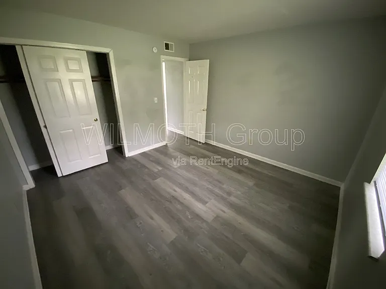 1329 Millerwood Ct — Photo 10