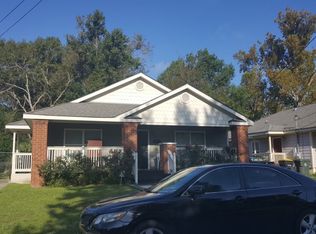 207 De Lyon St, Savannah, GA 31415