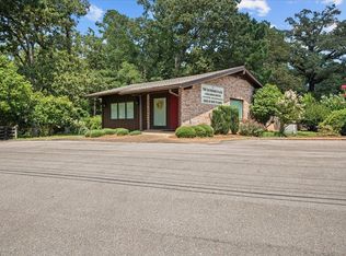 3227 Audubon Dr, Laurel, MS 39440