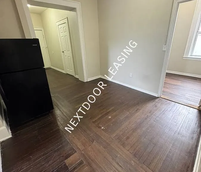 220 Roseville Ave #305M — Photo 5