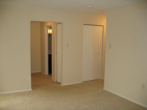 master bdrm/ closet