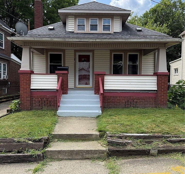 1st image of 1372 Andrus St
