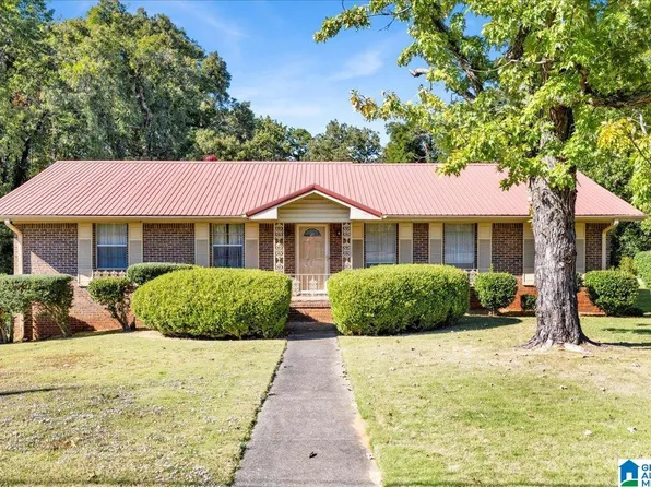 7009 Westmoreland Dr, Fairfield, AL 35064