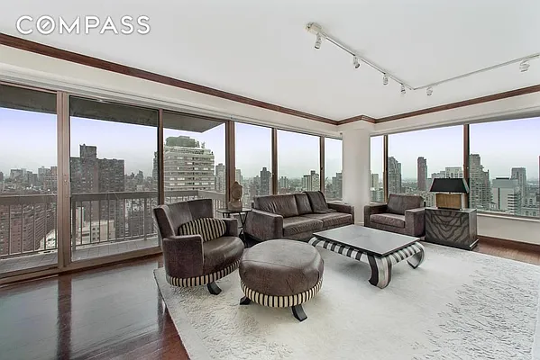 Rented by Compass | media 17