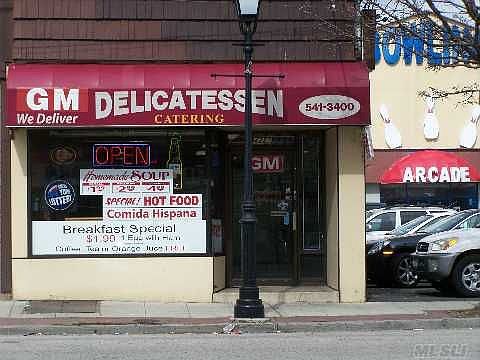 2nd image of 4227 Merrick Rd