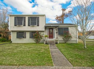 1501 Generes Dr, Harahan, LA 70123