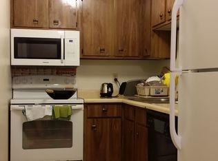342 Finkbine Ln APT 7, Iowa City, IA 52246