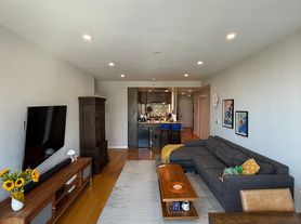 915 Hudson Park, Edgewater, NJ