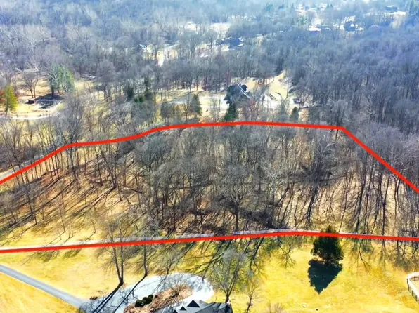 635 Madison Valley, Chesterfield, MO 63005