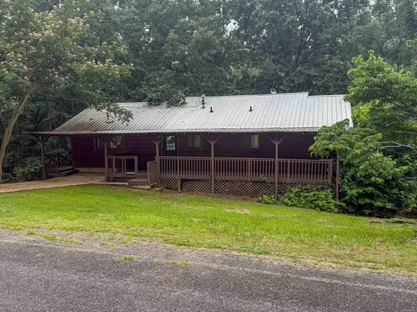 230 Riverview Dr, Fairfield Bay, AR 72088