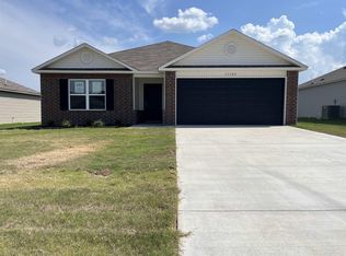 11145 River Valley Dr, Hensley, AR 72065