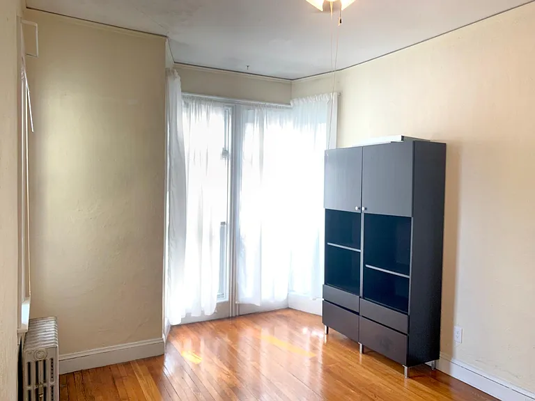 186 Waterman St #1 — Photo 14