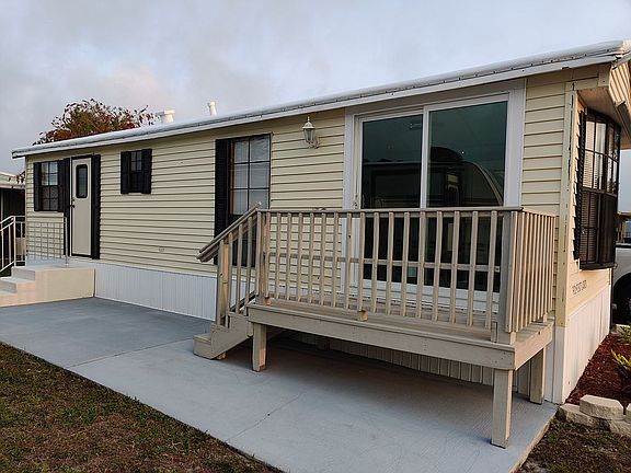 3rd image of 1131 Jennie Ln