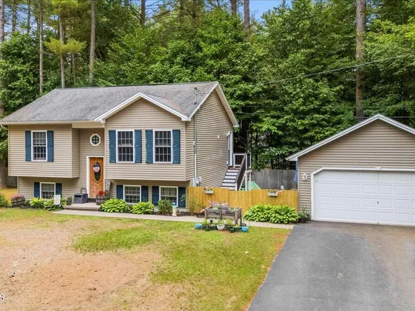 40 Eldridge Road, Queensbury, NY 12804