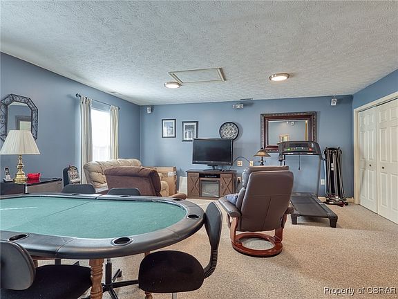 4th image of 7281 Franklin Ct