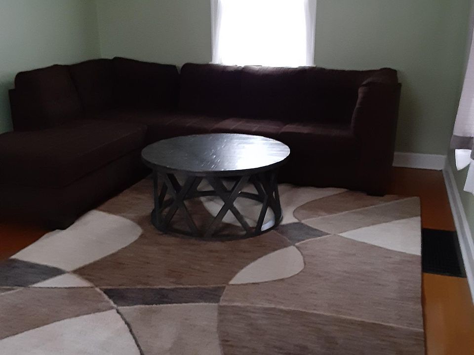 2nd image of 1212 Devonshire Ave #1