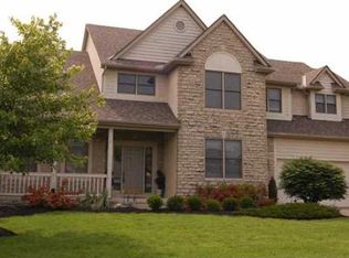 9373 Haaf Farm Dr NW, Pickerington, OH 43147